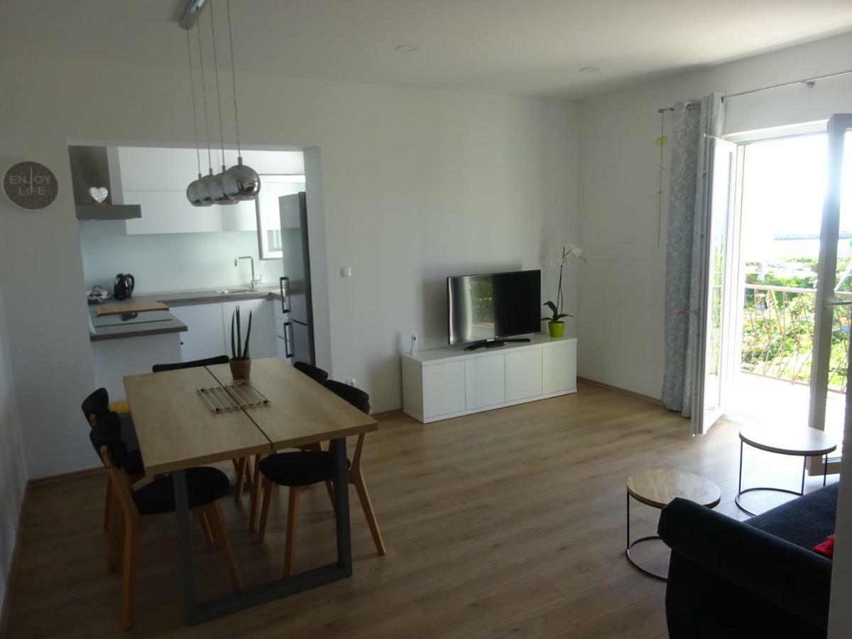 Apartment Duce 奥米什 外观 照片